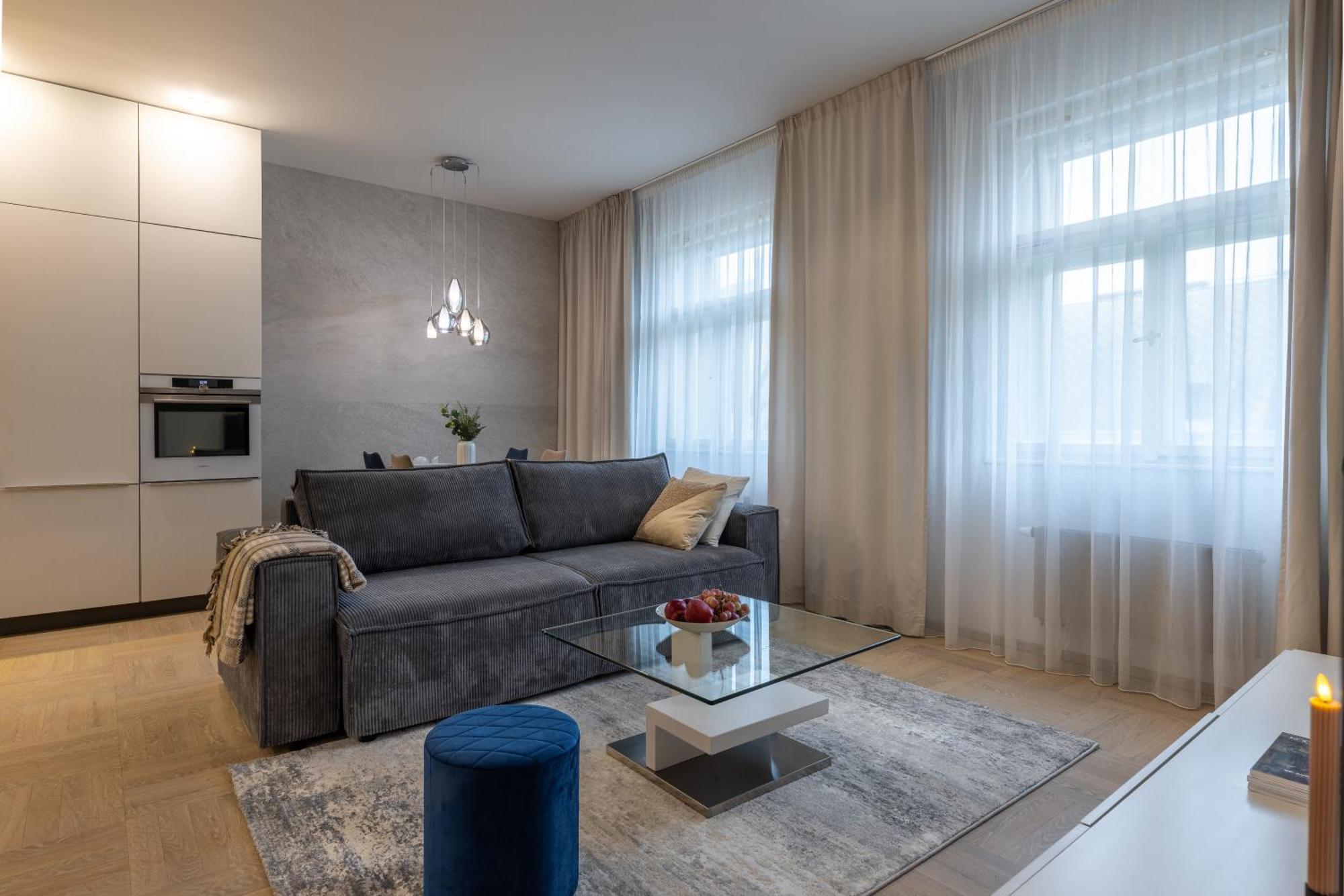 Chic & Central New Town Apartment By Subway Praga Esterno foto